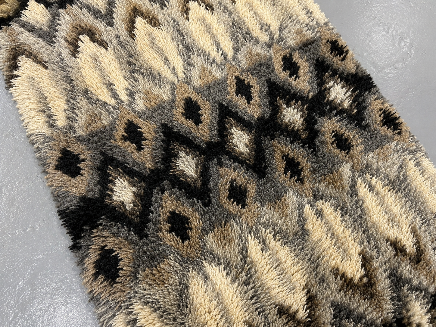 Mid Century Modern Scandinavian Rya Rug | Gray Black Cream | 1960s