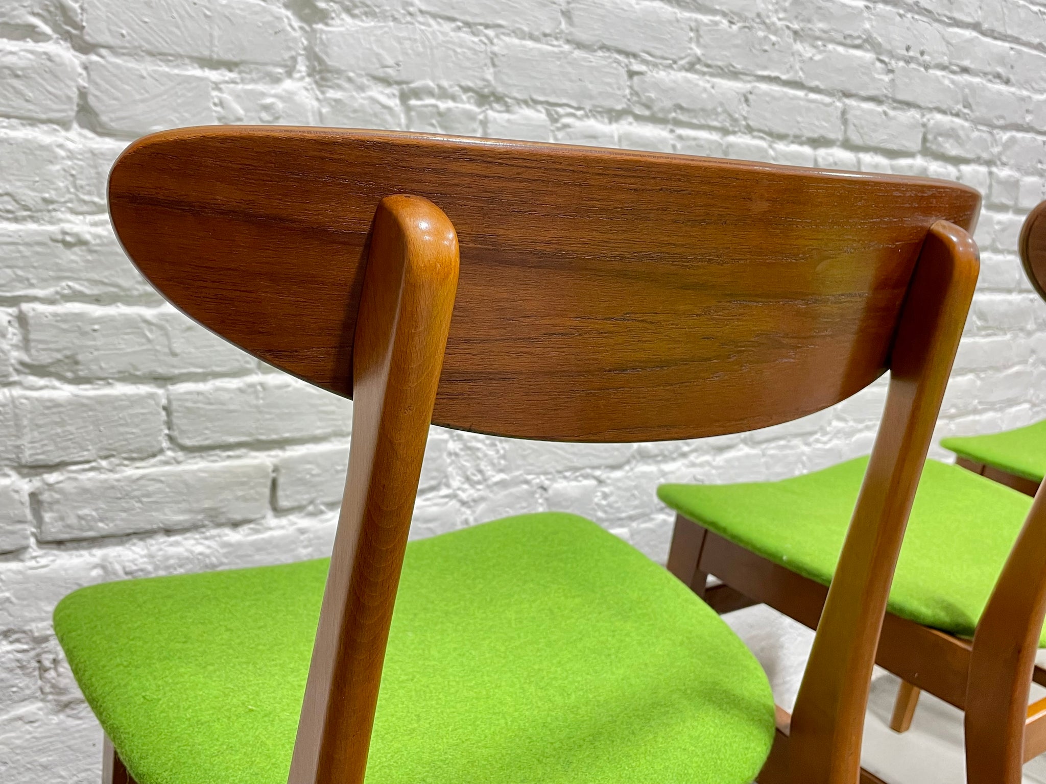 Rare set of 5 Mid-Century Modern Danish teak dining chairs by