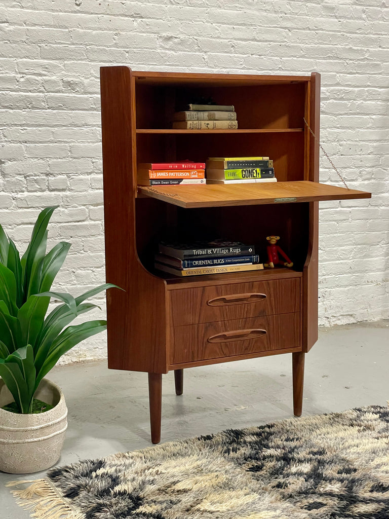 rosewood mid century danish corner cabinet bar liquor dry bookcase china cabinet scandinavian teak dovetailed tapered shelves drawers sculpted credenza aulum mobelfabrik