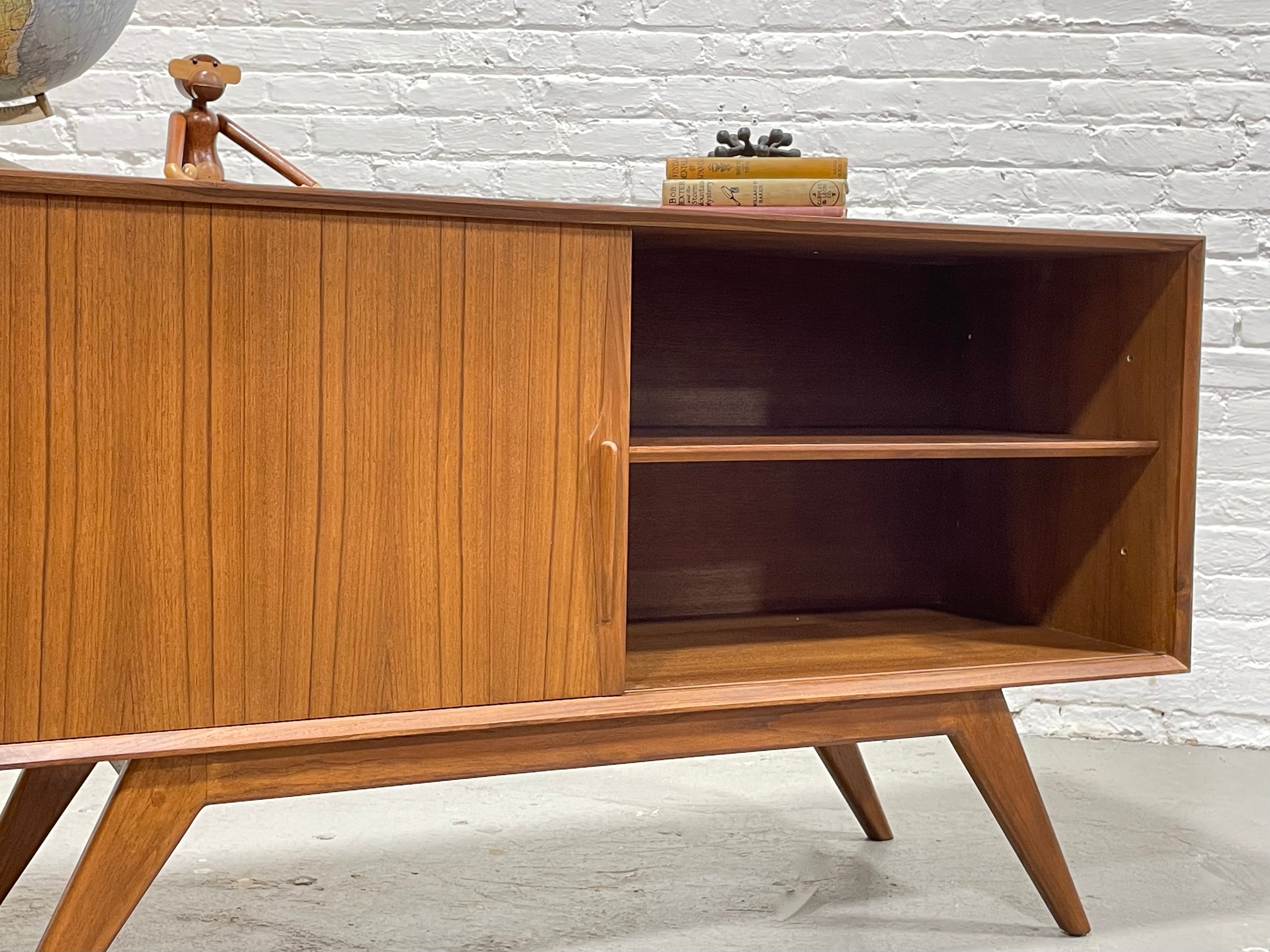 Apartment sized Mid Century MODERN styled Teak CREDENZA media stand