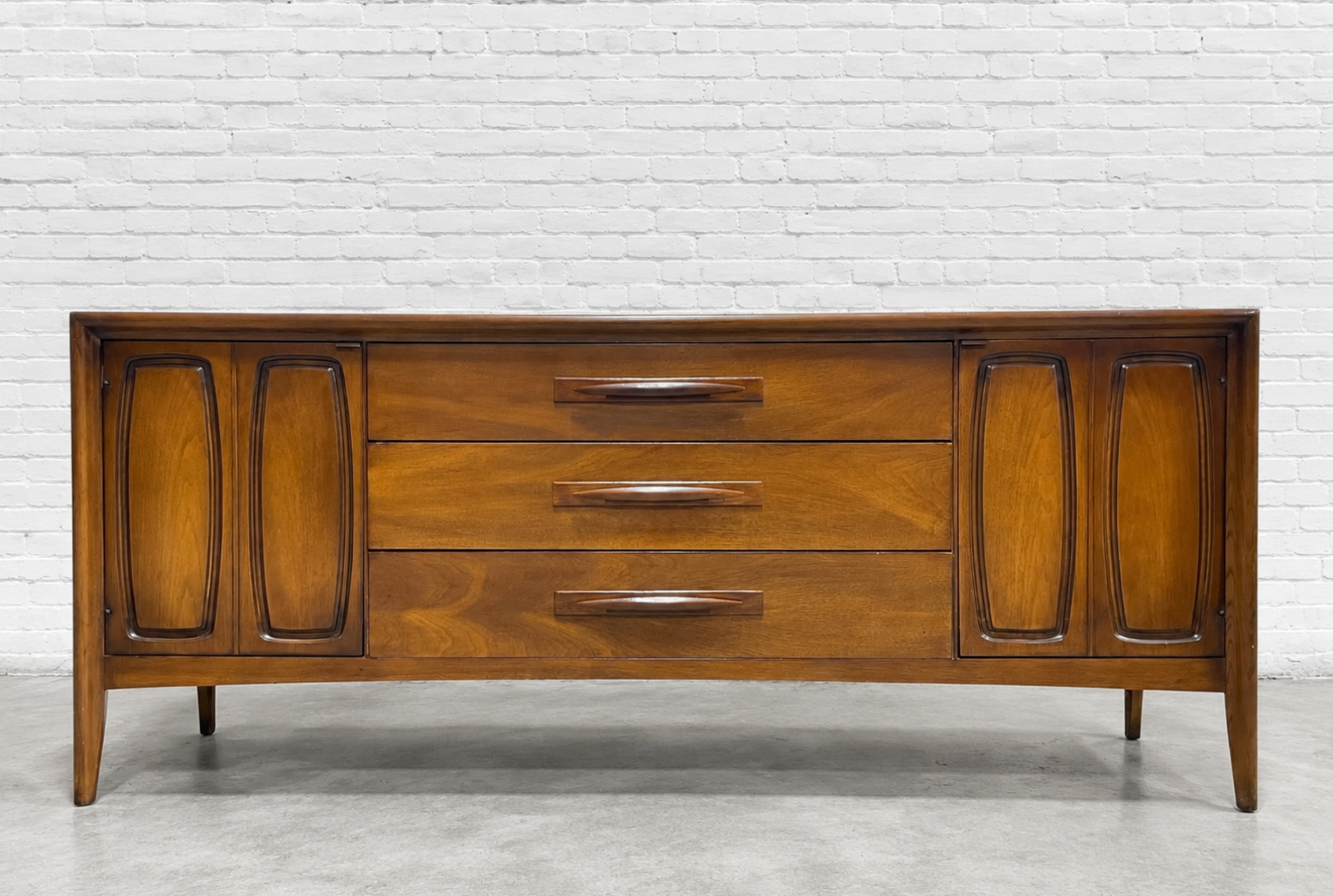 mid century modern long dresser Mid Century MODERN Walnut CREDENZA / Long Dresser by BROYHILL Premier, – Circa60