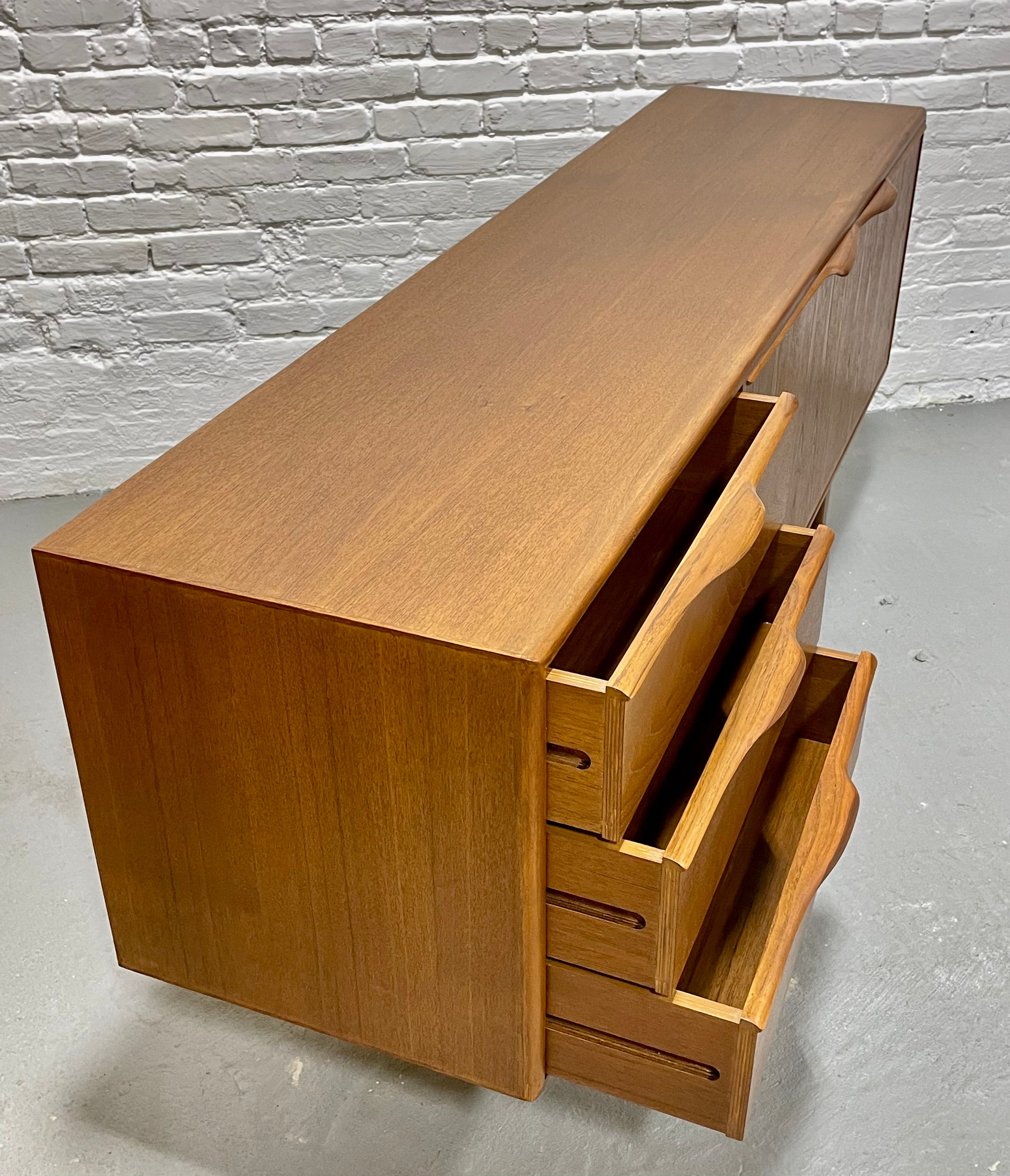 FUNKY + Sculptural Mid Century MODERN styled CREDENZA / Media Stand / Sideboard